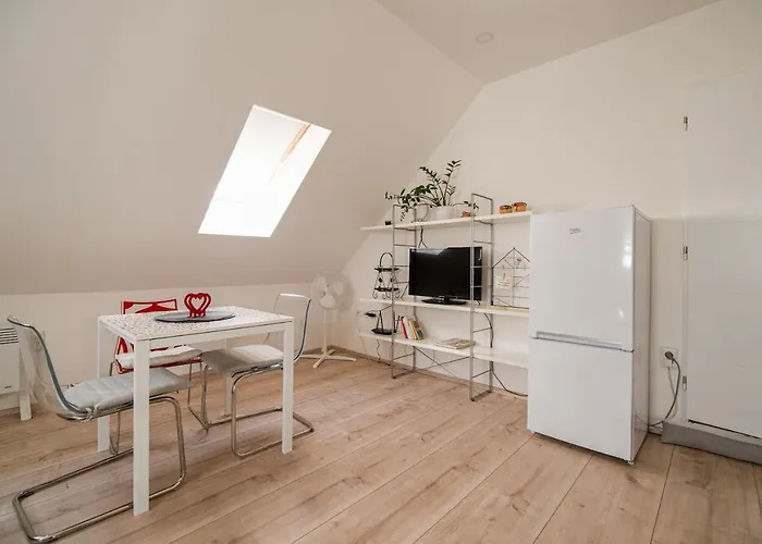 APARTMÁNY LEDNiCE
