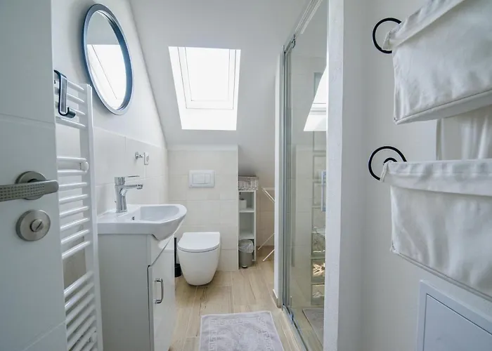 Apartman APARTMÁNY LEDNiCE